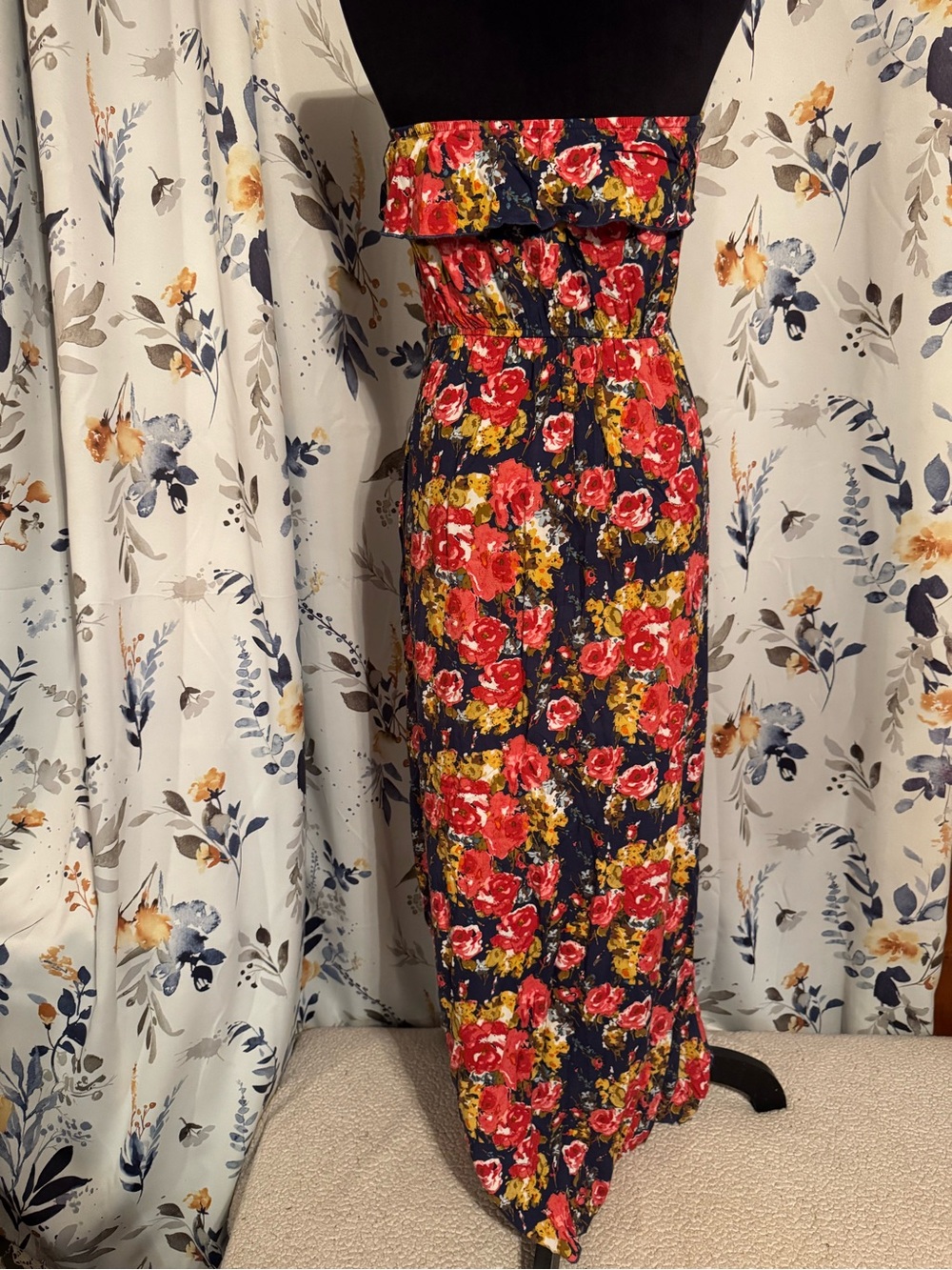 Floral Strapless Maxi Dress in Navy and Red Three Pink Hearts Trixxi Size M B8